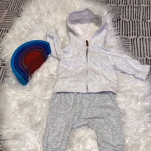 H&M baby neutral matching set 1-2 months